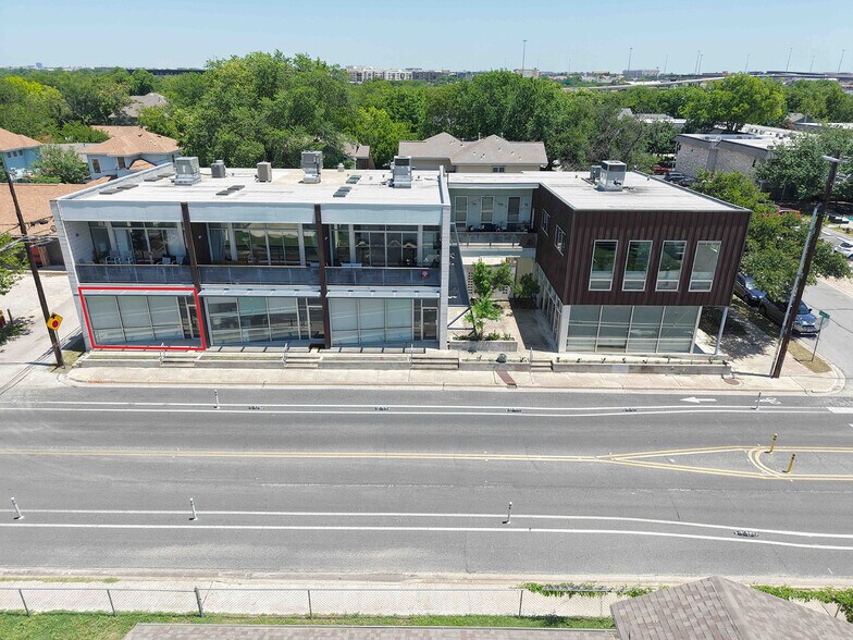 508 E 53rd St, Austin, TX à louer - Photo de l’immeuble – Image 2 sur 14