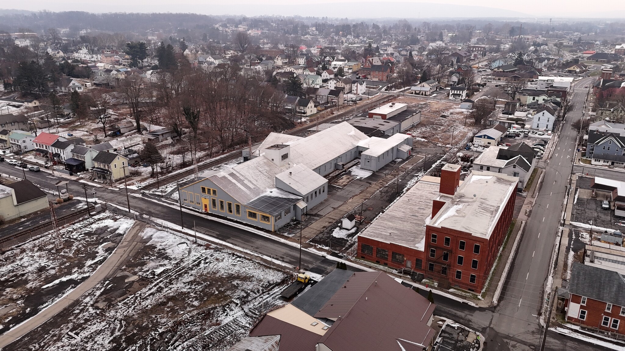 417 N Arch St, Milton, PA à louer Photo intérieure– Image 1 sur 8