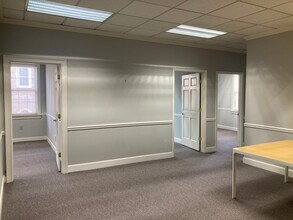 11099 Houze Rd, Roswell, GA à louer Photo intérieure– Image 1 sur 3