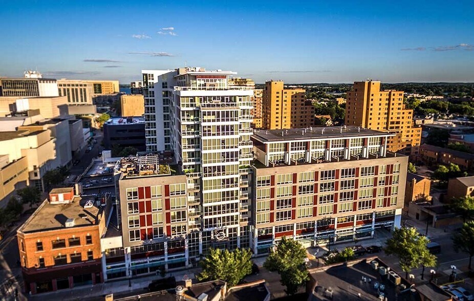 309 W Johnson St, Madison, WI à louer - Photo principale – Image 1 sur 2