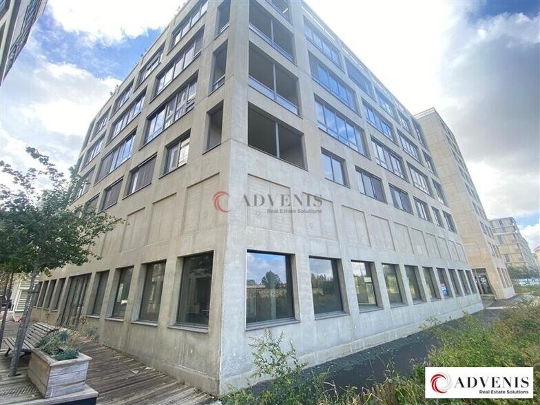 Bureau dans Bordeaux à louer - Photo de l’immeuble – Image 3 sur 8