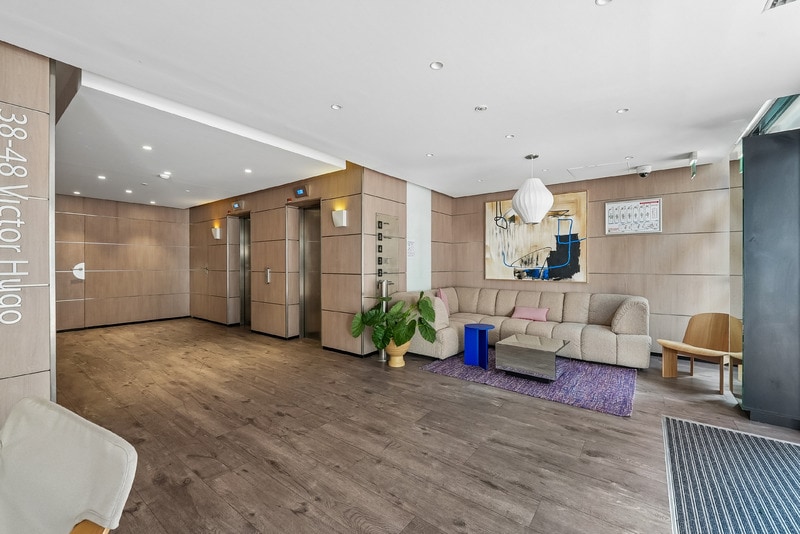 38 Rue Victor Hugo, Levallois-Perret à louer - Hall d’entrée – Image 2 sur 18