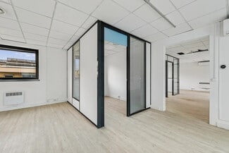 Plus de détails pour 58 Avenue Du Général Leclerc, Boulogne-Billancourt - Bureau à vendre