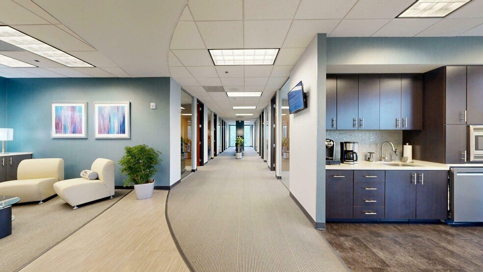 50 Glenlake Pky NE, Atlanta, GA à louer - Photo de l’immeuble – Image 2 sur 38