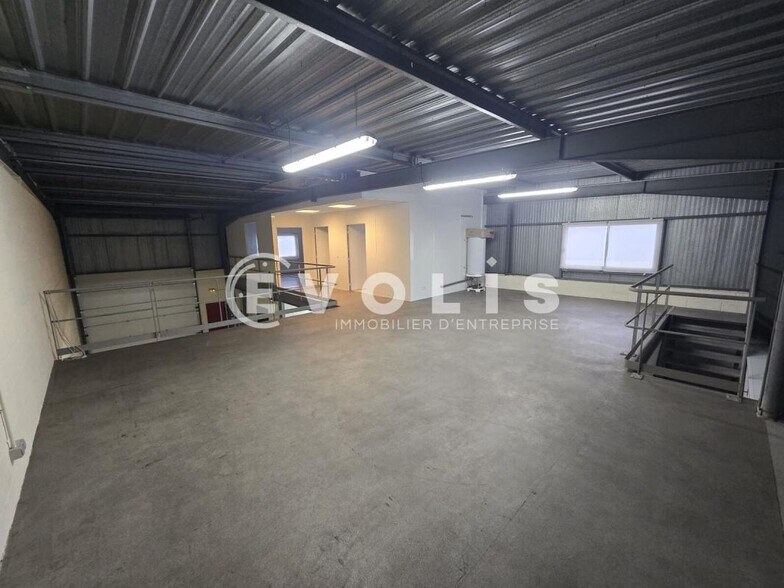 Local d'activités dans Morsang Sur Orge à vendre - Photo intérieure – Image 3 sur 9