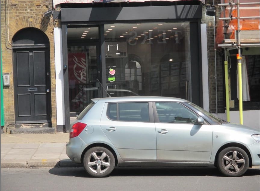 60 High St, Barnet à louer Photo de l’immeuble– Image 1 sur 2