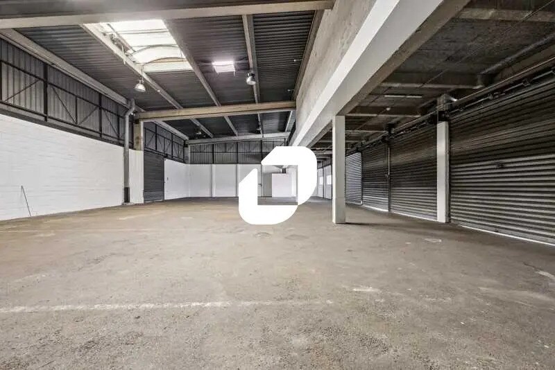 Local d’activités dans Aulnay-sous-Bois à louer Photo de l’immeuble– Image 1 sur 27