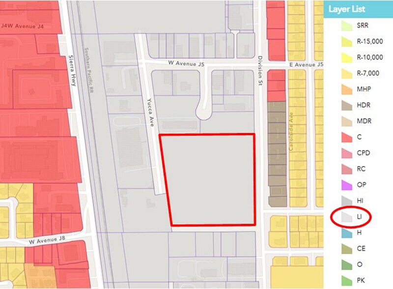 Division St & Ave J, Lancaster, CA à vendre - Photo de l’immeuble – Image 3 sur 3