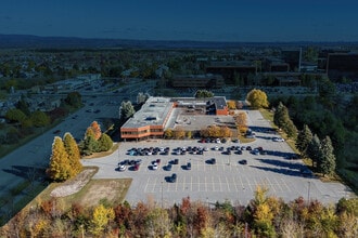 603 March Rd, Ottawa, ON à louer Photo intérieure– Image 1 sur 8