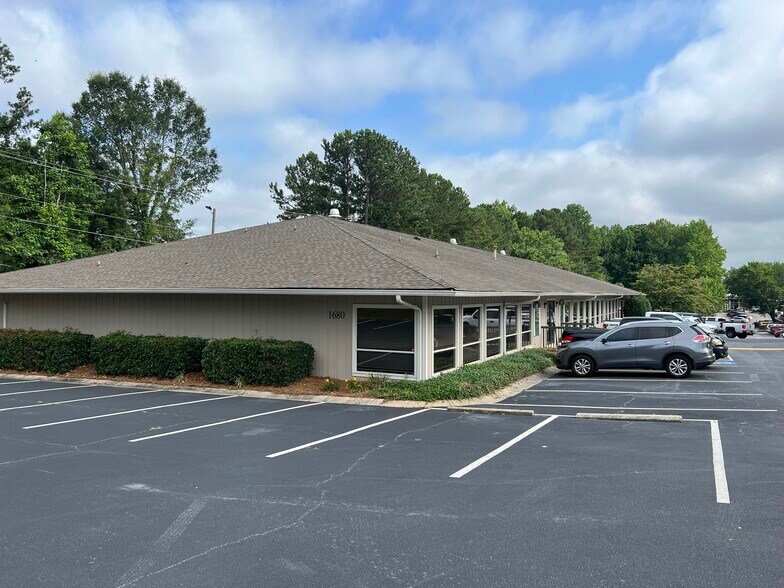 1676 Mulkey Rd, Austell, GA à louer - Photo de l’immeuble – Image 1 sur 6