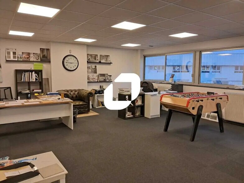 Bureau dans Massy à louer - Photo de l’immeuble – Image 3 sur 10