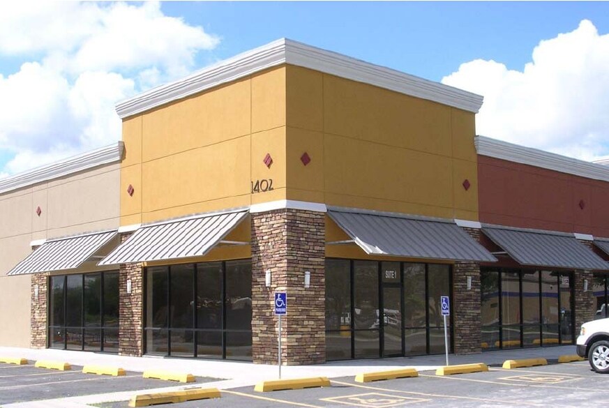1402 S Jackson Rd, McAllen, TX à louer - Photo de l’immeuble – Image 2 sur 3