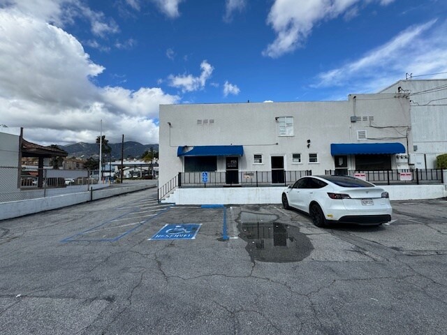 2808 Honolulu Ave, Glendale, CA à louer - Photo de l’immeuble – Image 2 sur 8