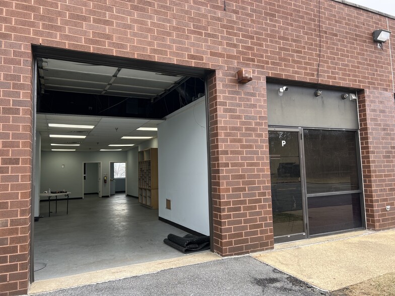 505 Hampton Park Blvd, Capitol Heights, MD à louer - Photo de l’immeuble – Image 2 sur 11