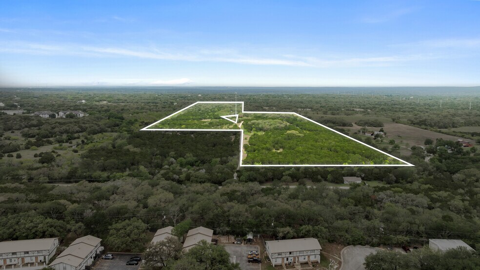 175 Eastwood Ln, San Marcos, TX à vendre - Photo de l’immeuble – Image 3 sur 34