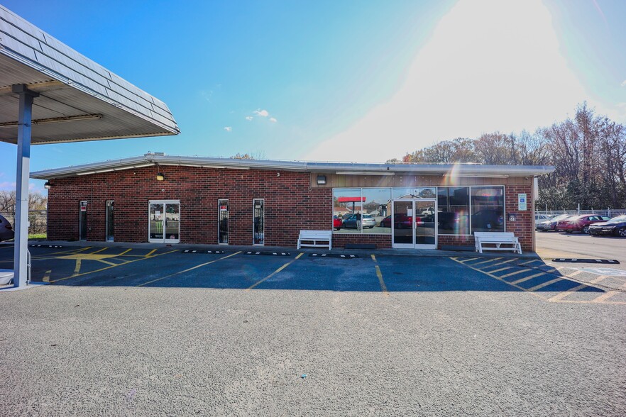 510 Morgan Mill Rd, Monroe, NC à vendre - Photo de l’immeuble – Image 1 sur 29