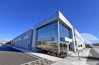 Plus de détails pour 1465 Pacific Dr, Auburn Hills, MI - Industriel/Logistique à louer