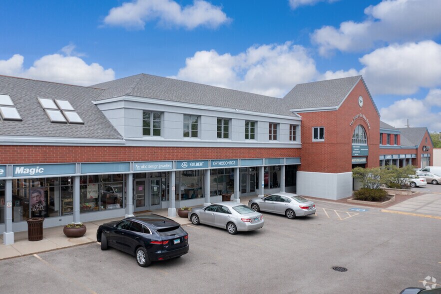 581-607 Elm Pl, Highland Park, IL à louer - Photo de l’immeuble – Image 3 sur 8