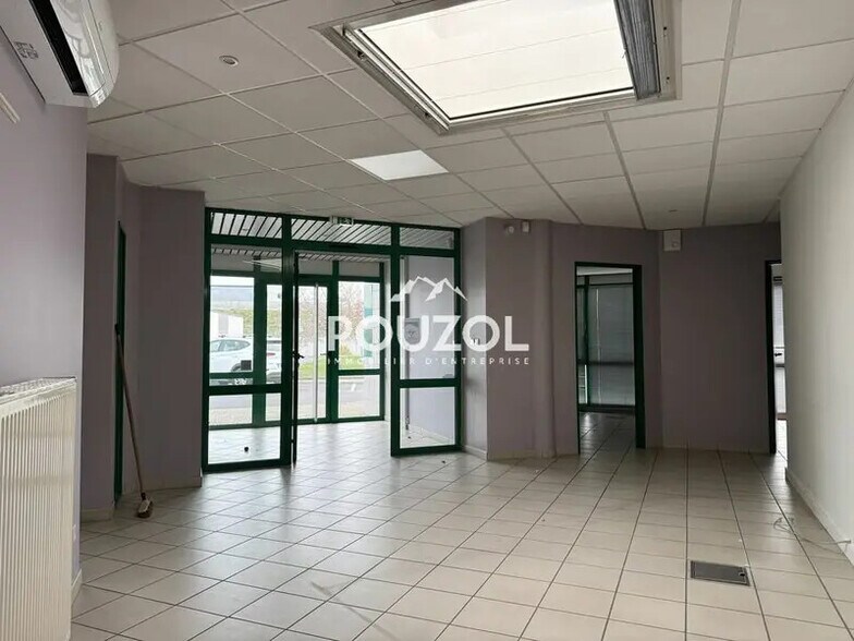 Bureau dans Clermont-Ferrand à louer - Photo intérieure – Image 2 sur 8