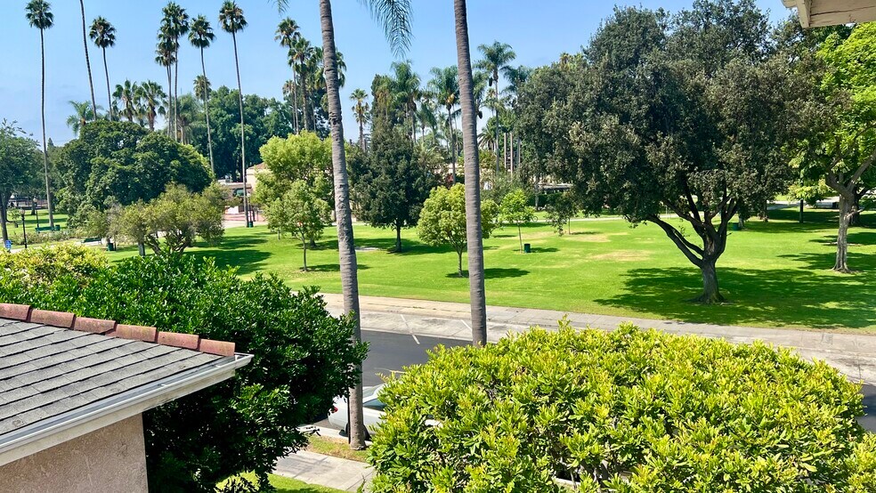410 N Lemon St, Anaheim, CA à vendre - Autre – Image 2 sur 5