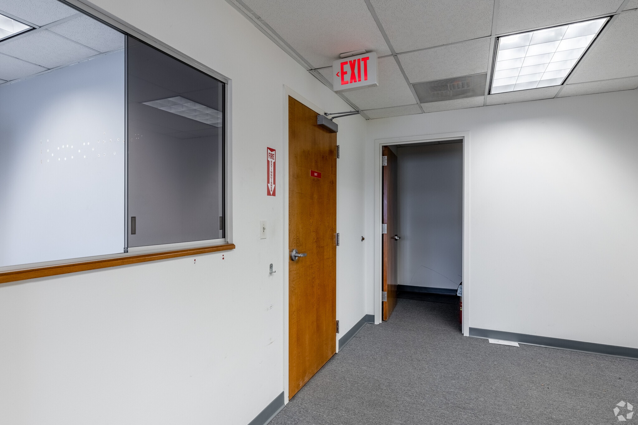 25 E Salem St, Hackensack, NJ à vendre Photo intérieure– Image 1 sur 3