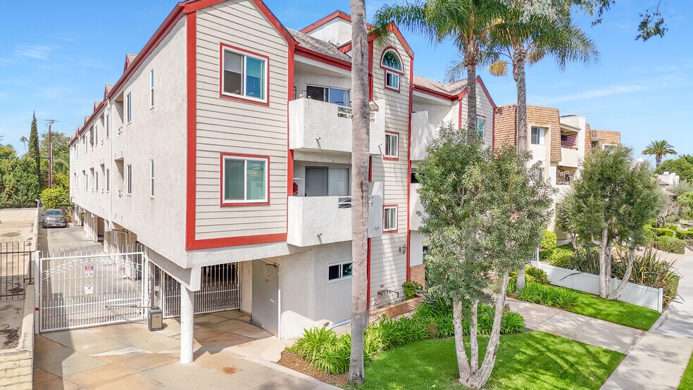 3945 Virginia Rd, Long Beach, CA à vendre - Photo de l’immeuble – Image 2 sur 10