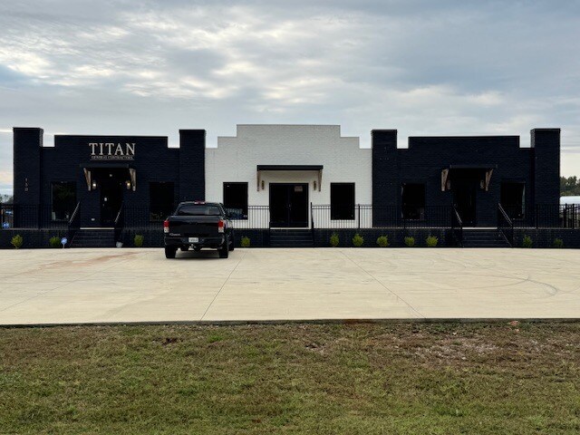 130 Allen Drake Dr, Madison, AL à louer - Photo principale – Image 1 sur 1