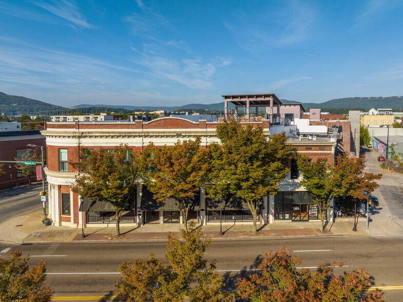 1463 Market St, Chattanooga, TN à louer - Aérien – Image 2 sur 23