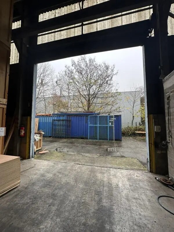 Plus de détails pour Local d'activités à louer