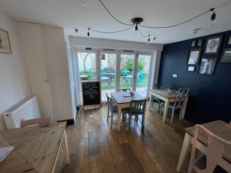 74 The Sandlings, Woodbridge à vendre - Photo de l’immeuble – Image 3 sur 5