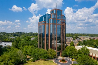 Plus de détails pour 1050 Crown Pointe Pkwy, Atlanta, GA - Coworking à louer