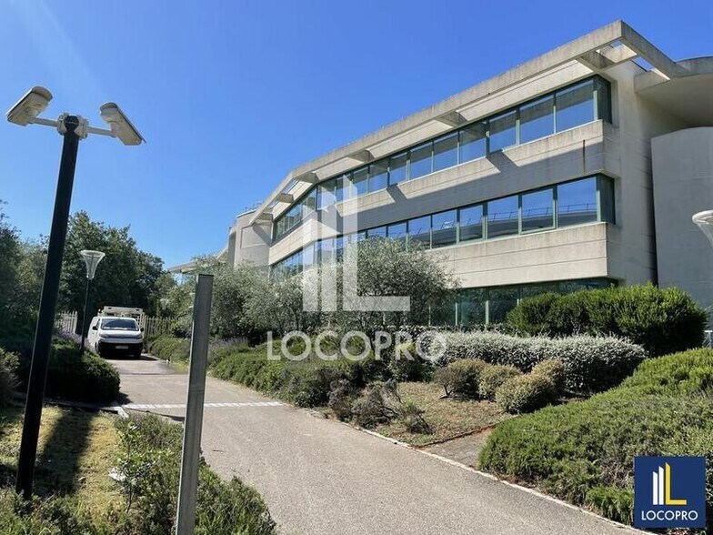Bureau dans SOPHIA ANTIPOLIS à louer - Photo de l’immeuble – Image 1 sur 9