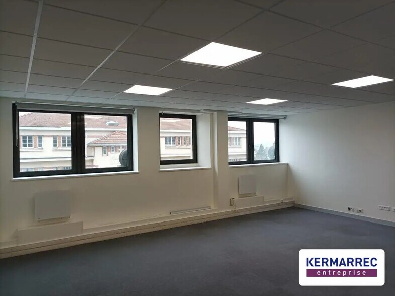 Bureau dans Nantes à vendre - Photo de l’immeuble – Image 2 sur 9