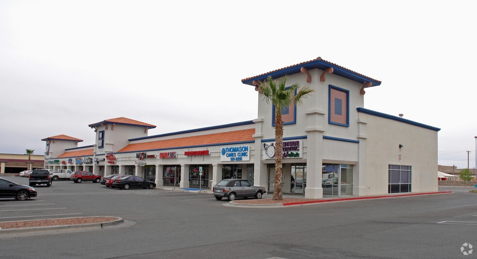 12135 Montwood Dr, El Paso, TX à louer - Photo principale – Image 1 sur 3