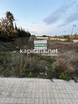 Plus de détails pour Terrain à vendre