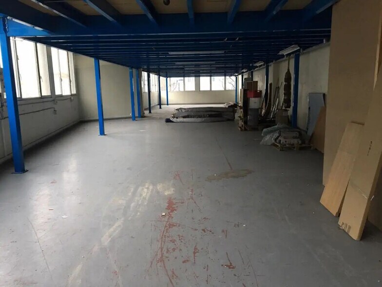 51 Rue De Presles, 93300 Aubervilliers, Aubervilliers à louer - Photo de l’immeuble – Image 3 sur 9