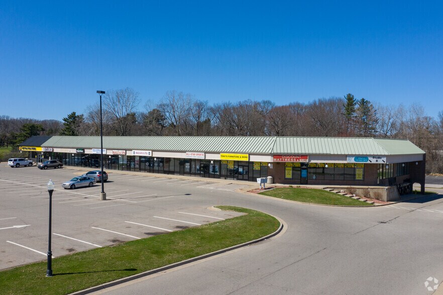 2035-2055 28th St, Grand Rapids, MI à louer - Photo principale – Image 1 sur 6