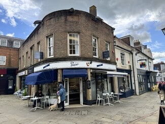Plus de détails pour 43-44B Carfax, Horsham - Local commercial à vendre