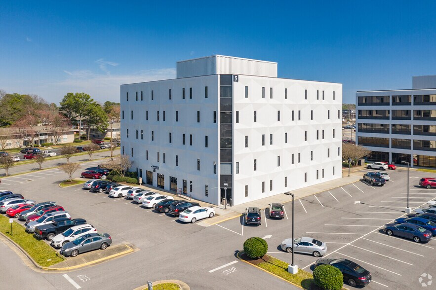 293 Independence Blvd, Virginia Beach, VA à louer - Photo de l’immeuble – Image 2 sur 3