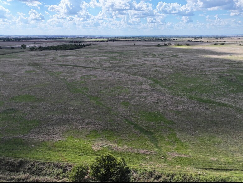 County Street 2810, Chickasha, OK à vendre - Photo principale – Image 1 sur 4