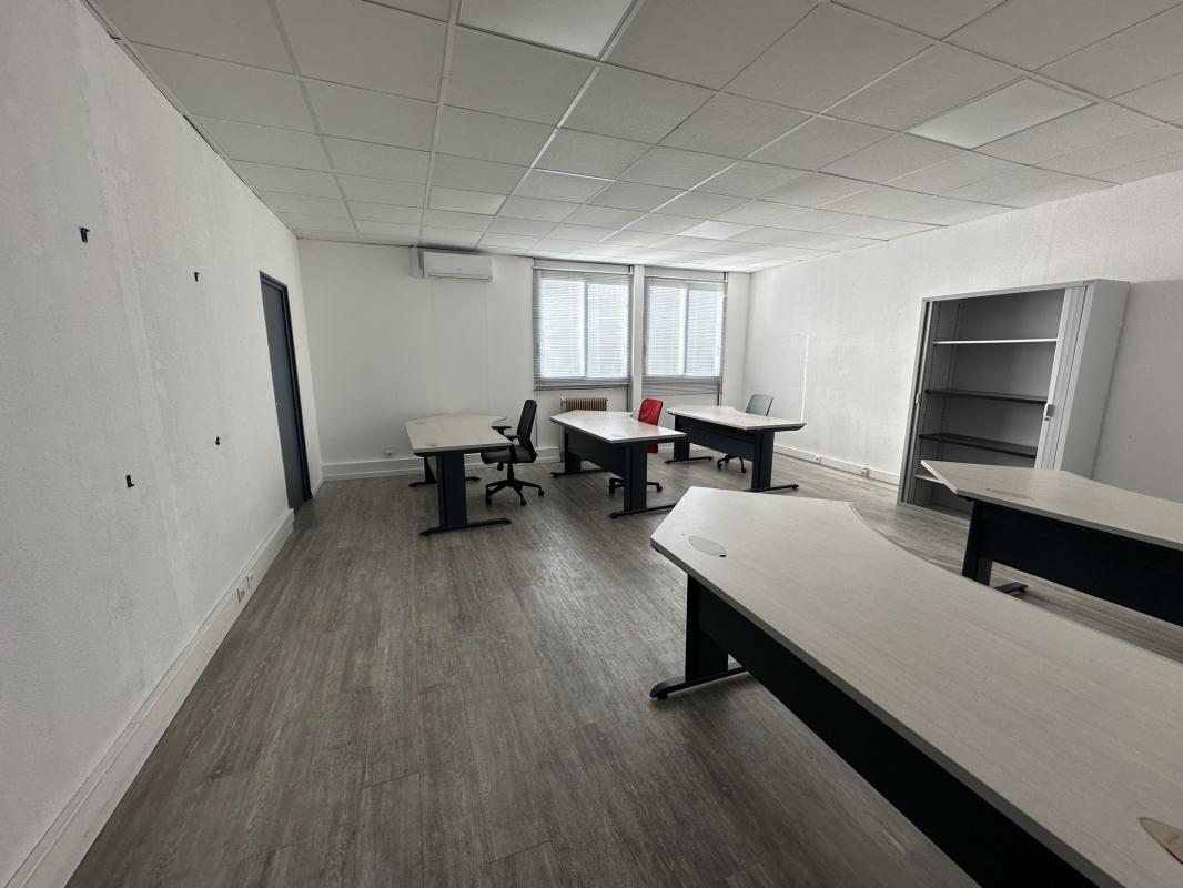 Bureau dans Villeneuve-Loubet à louer Photo intérieure– Image 1 sur 6
