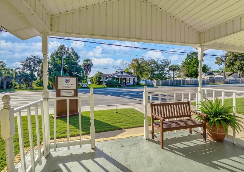 502 S Navy Blvd, Pensacola, FL à vendre - Photo de l’immeuble – Image 2 sur 10