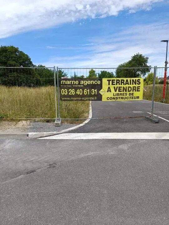 Terrain dans Loivre à vendre Photo principale– Image 1 sur 1