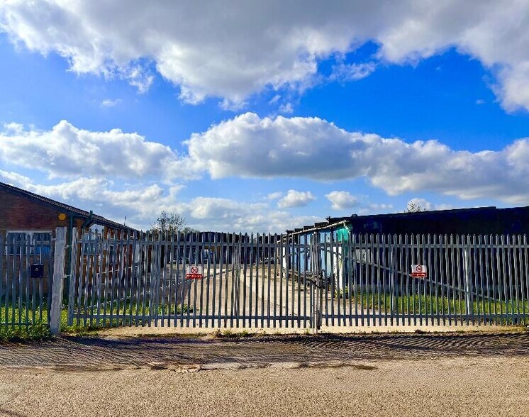 7a Thorpe Dr, Banbury à louer - Photo de l’immeuble – Image 3 sur 3