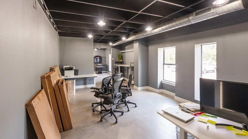8801 Tara Ln, Austin, TX à louer - Photo intérieure – Image 3 sur 7