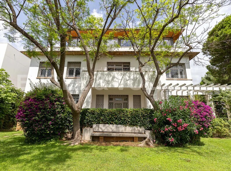 Bureau dans Barcelone, Barcelona à vendre - Photo de l’immeuble – Image 1 sur 9
