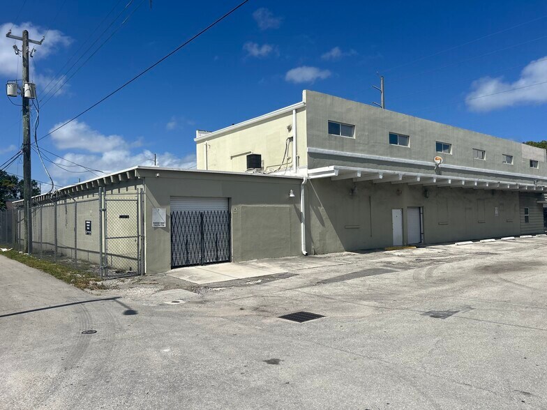2000 N Dixie Hwy, Hollywood, FL à vendre - Photo de l’immeuble – Image 2 sur 28