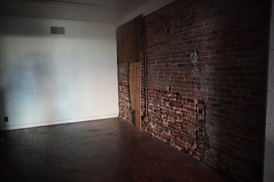 400-406 D St, Marysville, CA à louer - Photo de l’immeuble – Image 3 sur 21