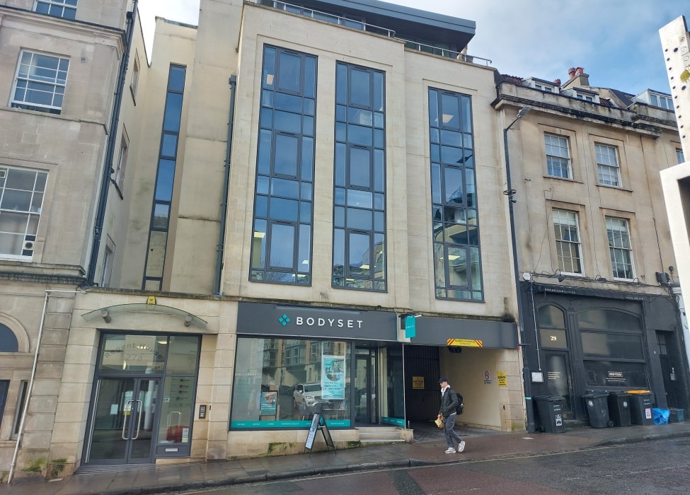 27 Regent St, Bristol à louer Photo principale– Image 1 sur 2