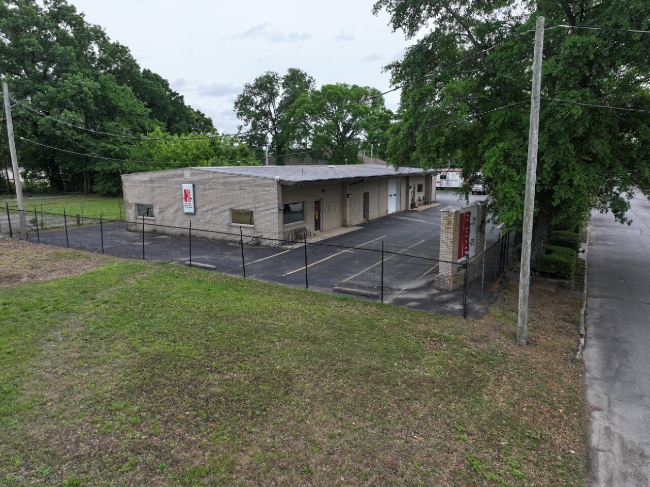 208 Beech St, North Little Rock, AR à vendre Photo principale– Image 1 sur 27